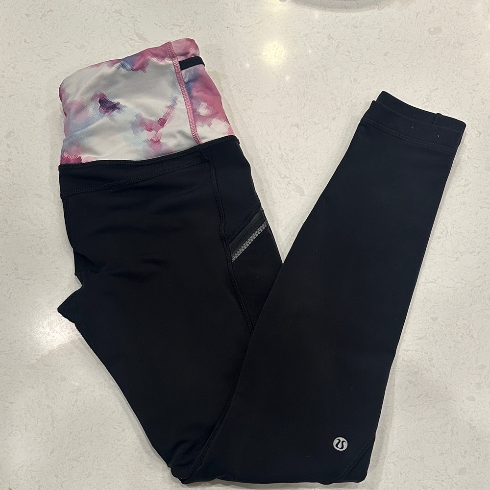 Lululemon Athletica Black and Pink Tie-Dye Leggings
